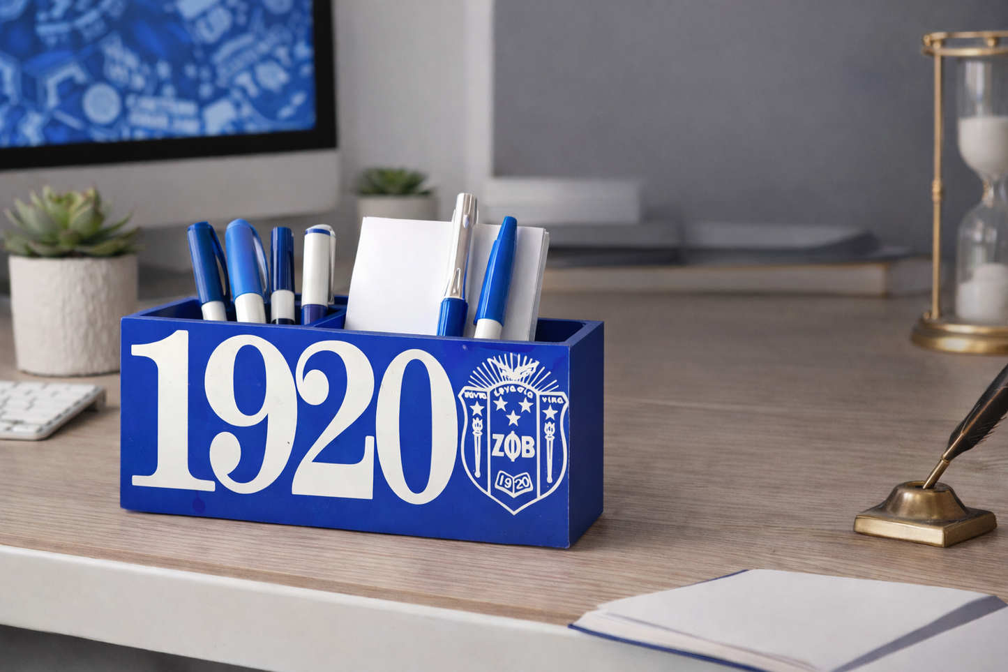 Zeta 1920 Desk Organizer
