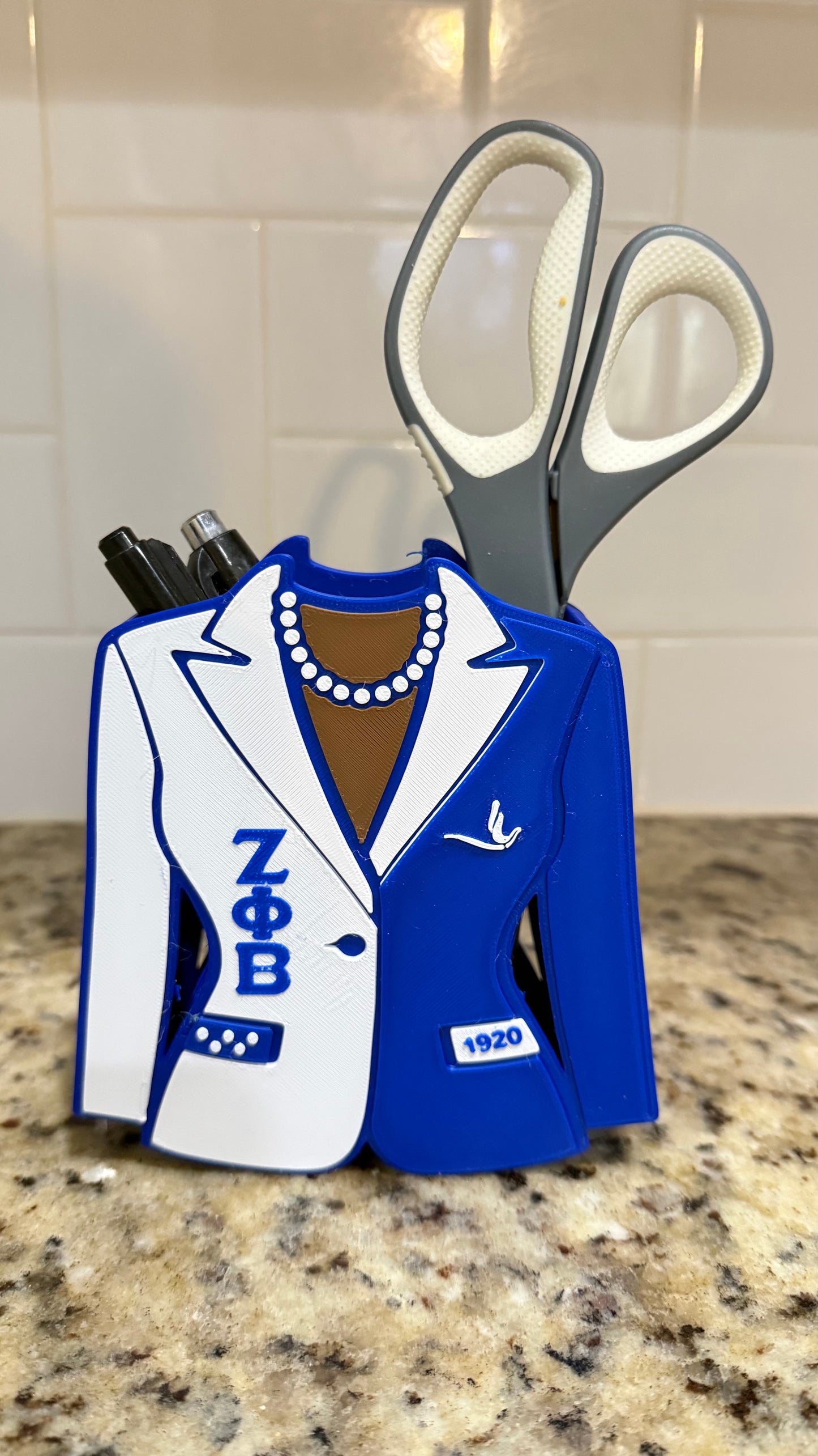 Zeta Blazer Pencil Holder